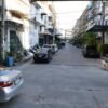 ตึกแถวประชาอุทิศ